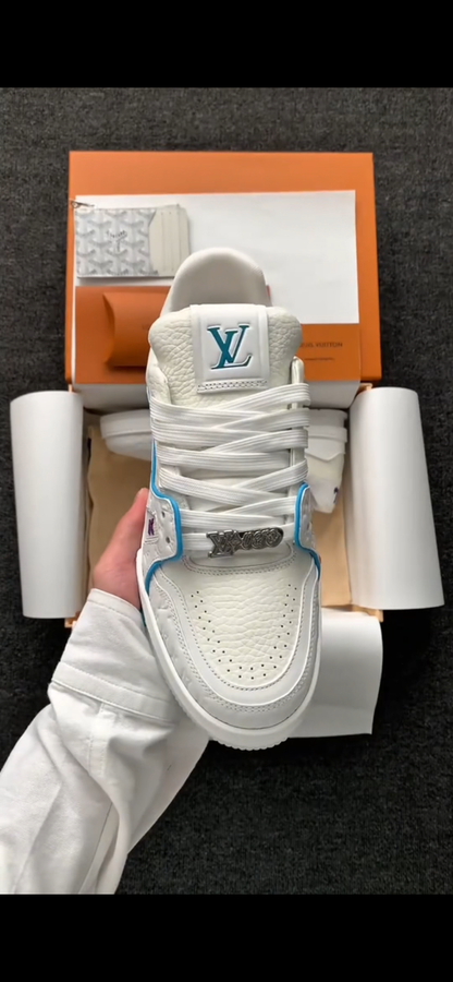 LOUİS VUİTTON 🦋